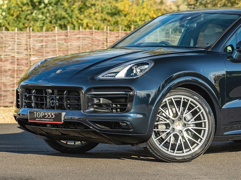 Porsche Cayenne Coupe E-Hybrid 3.0 V6 - Platinum Edition - Large 3