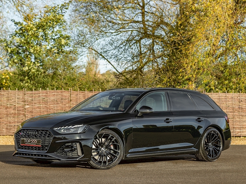 Audi RS4 Avant Carbon Black Edition - Large 0