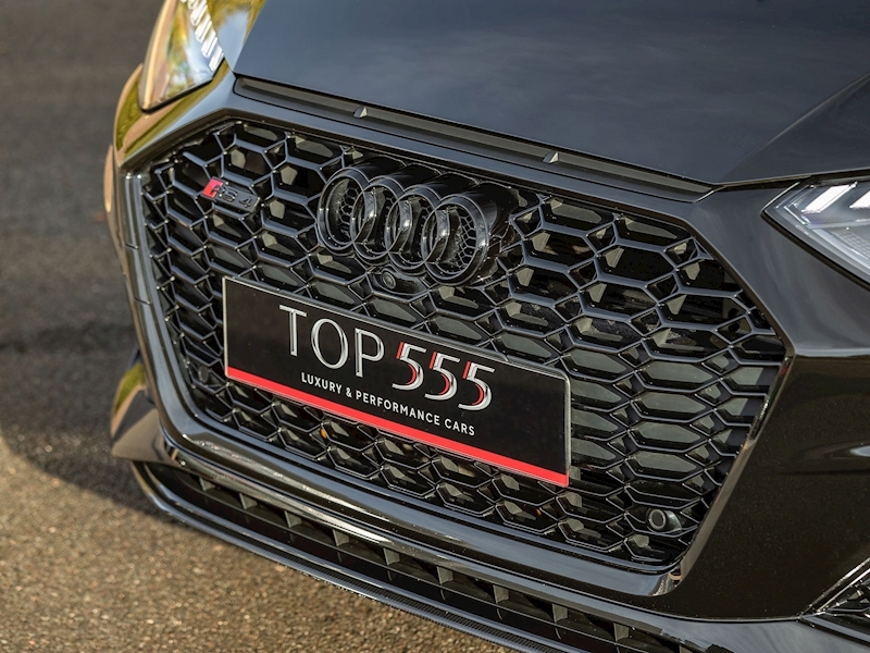 Audi RS4 Avant Carbon Black Edition - Large 4