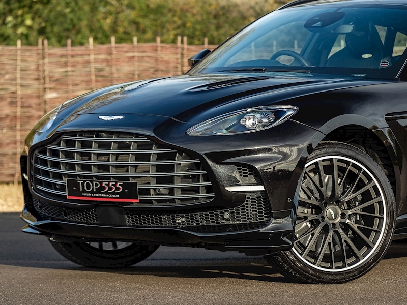 Aston Martin DBX 707 - Large 3