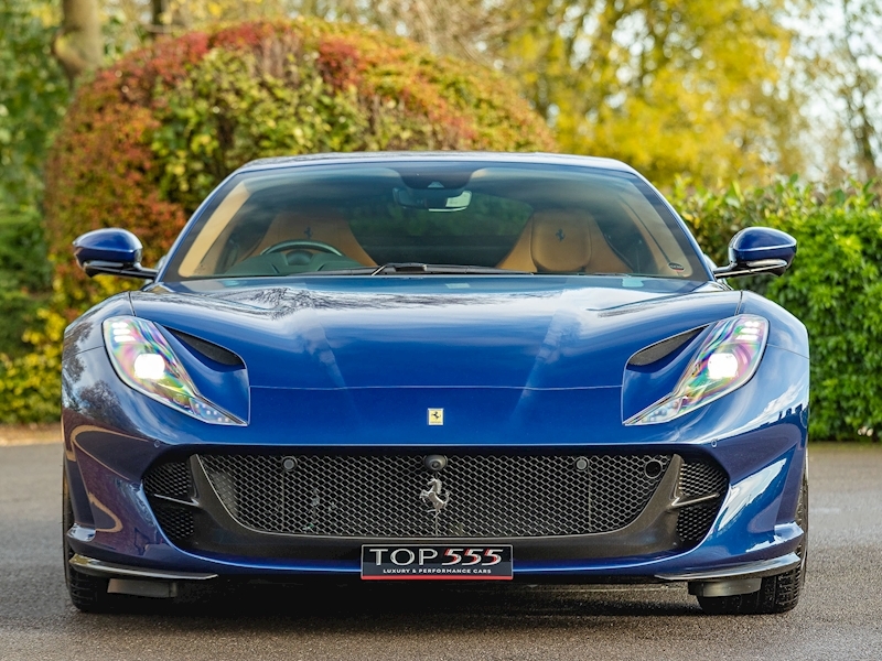 Ferrari 812 Superfast - Large 12