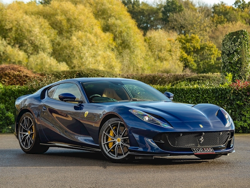 Ferrari 812 Superfast - Large 8