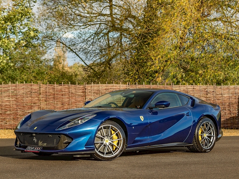 Ferrari 812 Superfast - Large 0