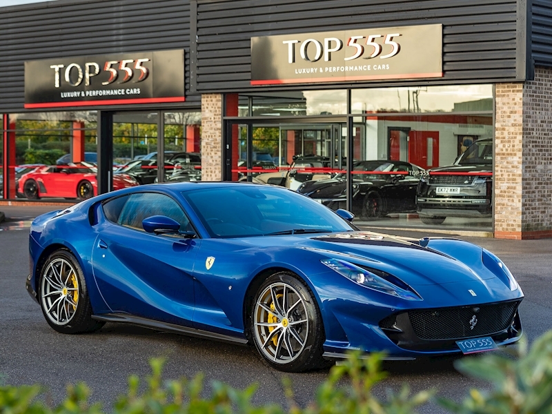 Ferrari 812 Superfast - Large 27