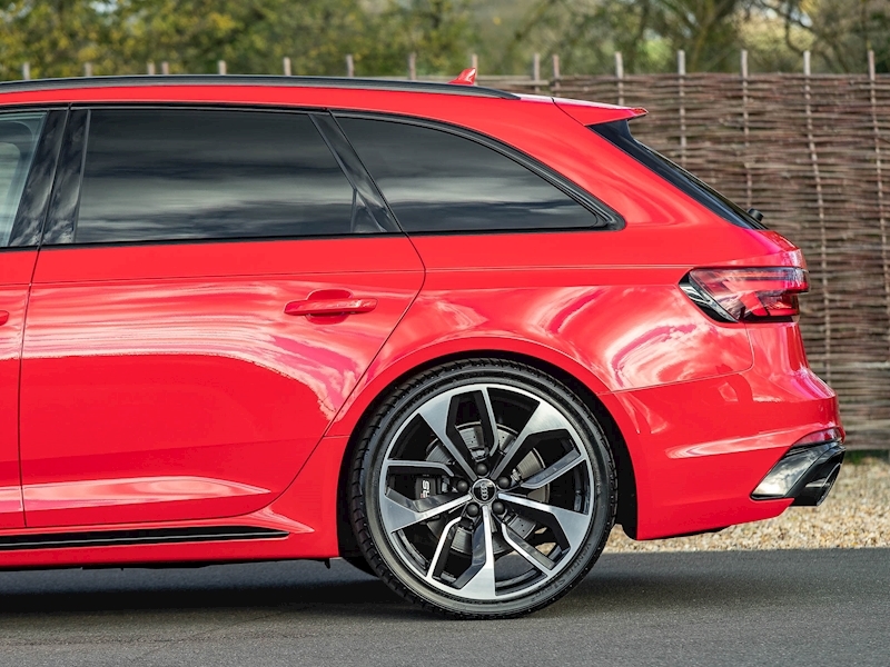 Audi RS4 Avant - Audi Sport Edition - Large 19