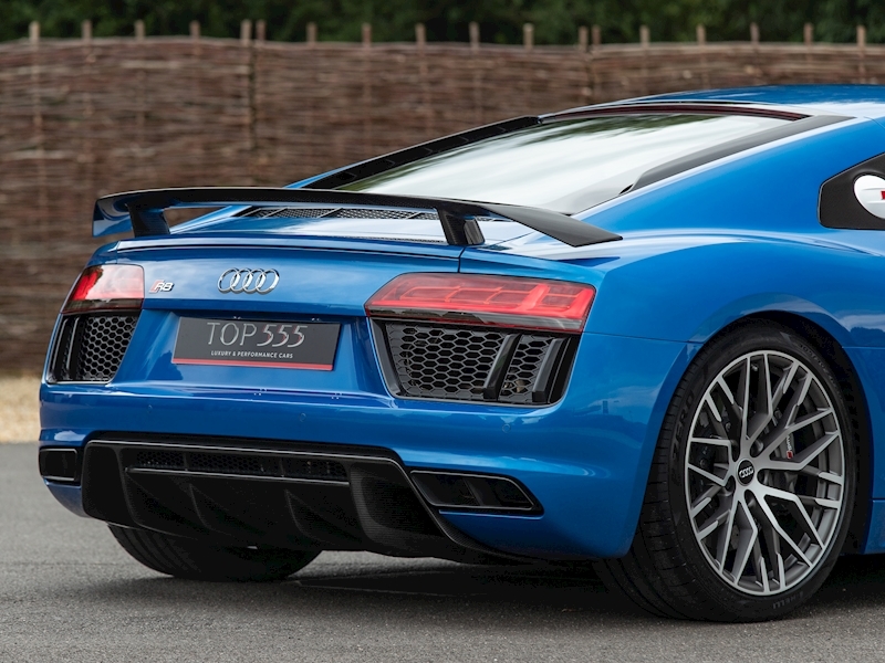 Audi R8 V10 Plus Quattro S-Tronic - Large 17