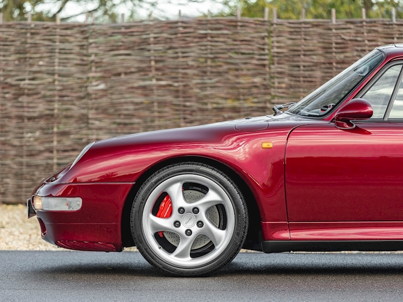 Porsche 993 Turbo Coupe 3.6 Manual - Large 8