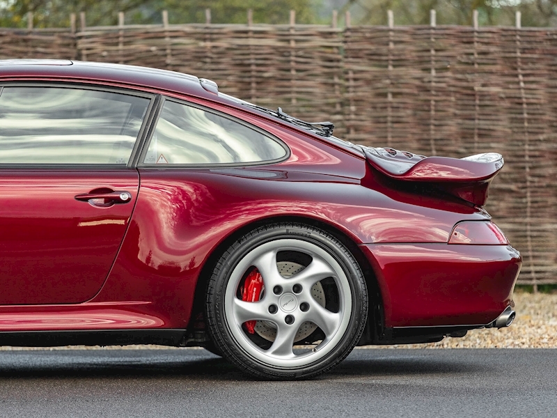 Porsche 993 Turbo Coupe 3.6 Manual - Large 9