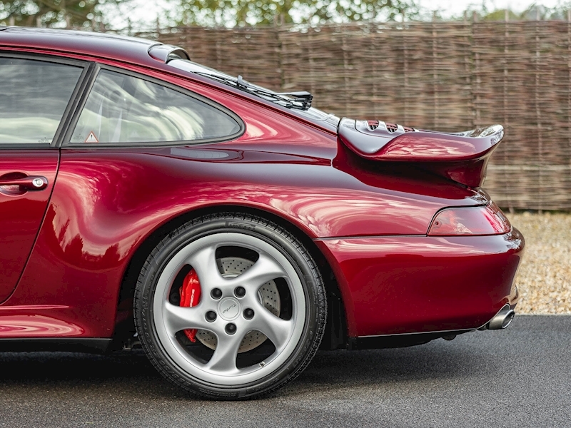 Porsche 993 Turbo Coupe 3.6 Manual - Large 17