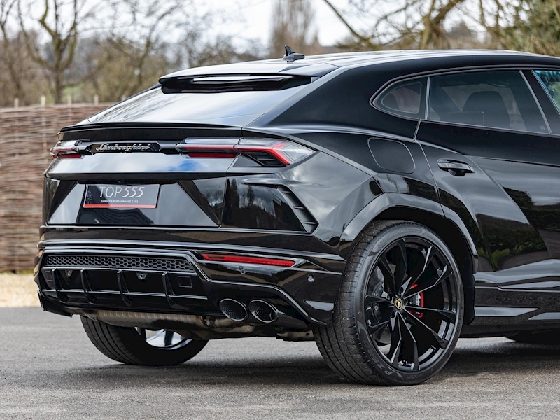 Lamborghini Urus - Large 17