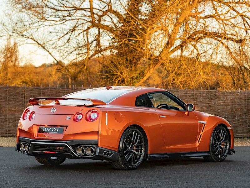 Nissan GT-R Prestige 3.8 - Large 13