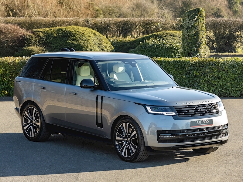 Range Rover P440e SE 3.0 (440 bhp) - Black Exterior Pack - Large 11