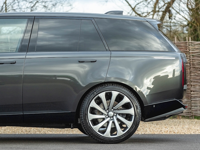 Range Rover Autobiography P400 - Large 8