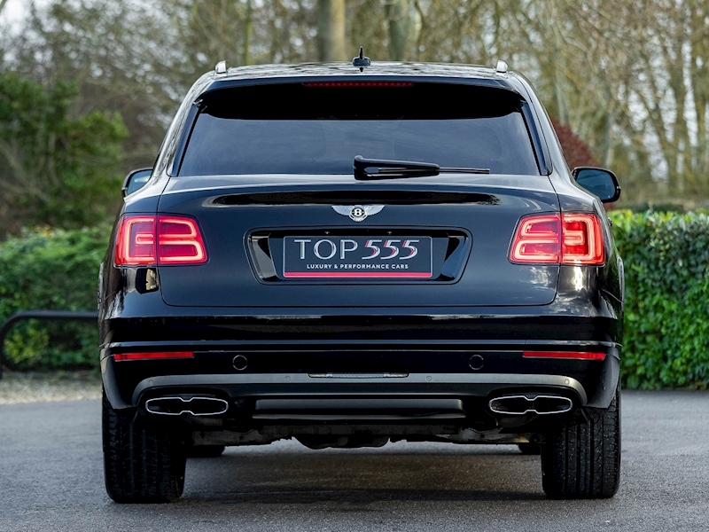 Bentley Bentayga V8 4.0 - 7 Seater - Huge Specification - Large 4