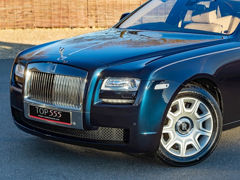 Rolls Royce Ghost V12 - Large 4