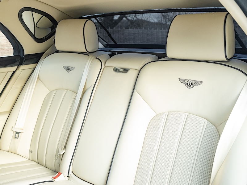 Bentley Mulsanne V8 - Large 20