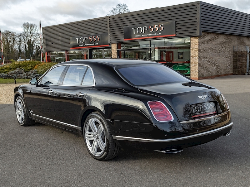 Bentley Mulsanne V8 - Large 26