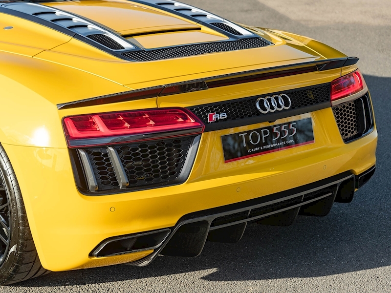 Audi R8 V10 Plus Spyder Quattro - Large 40