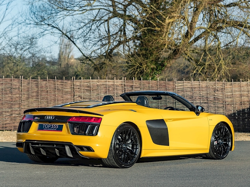 Audi R8 V10 Plus Spyder Quattro - Large 19