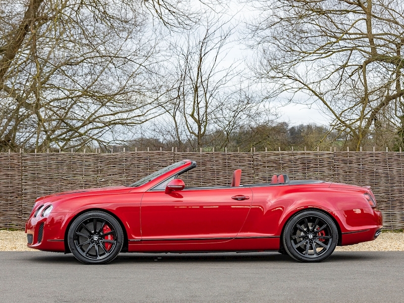 Bentley Continental GTC Supersports - Large 3