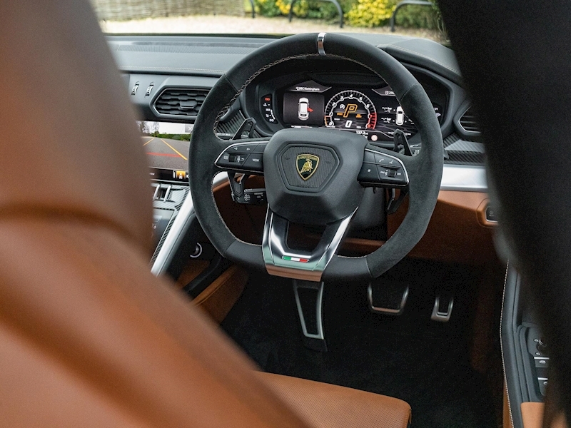 Lamborghini Urus - Large 24