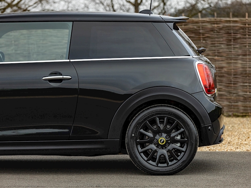 Mini Cooper S Electric - LEVEL 2 SPECIFICATION - Large 15