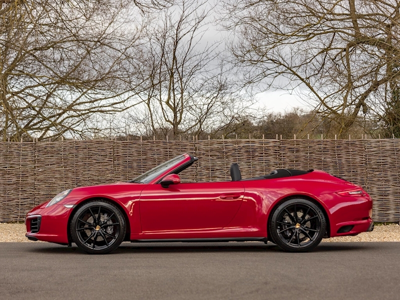 Porsche 911 (991.2) Carrera 4 Cabriolet 3.0 PDK - Large 3