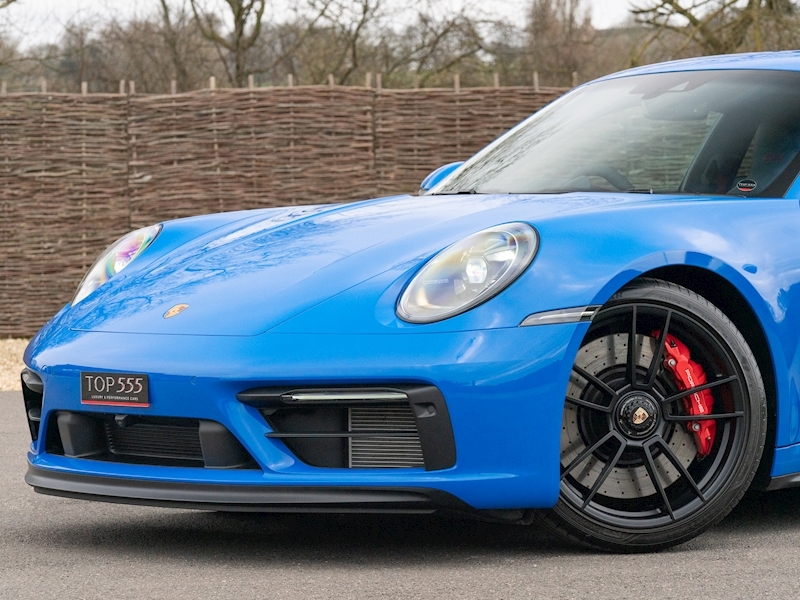 Porsche 992 Carrera GTS Coupe - Large 3