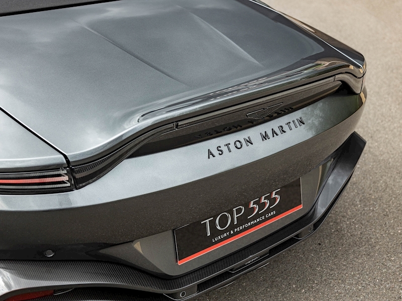Aston Martin V12 Vantage Roadster - 1 of only 249 Cars Worldwide - Large 28