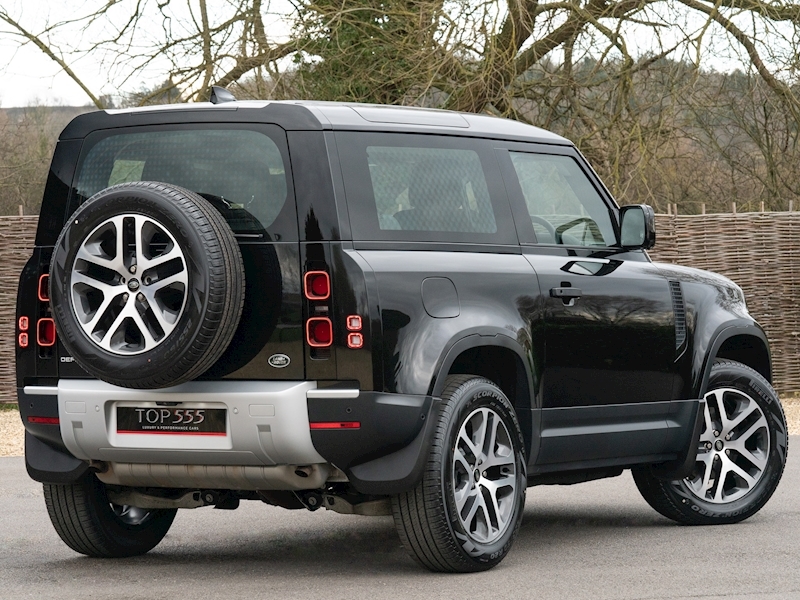 Land Rover Defender 90 P300 - Large 15