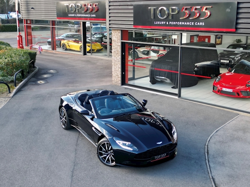 Aston Martin DB11 V8 Volante - Large 15