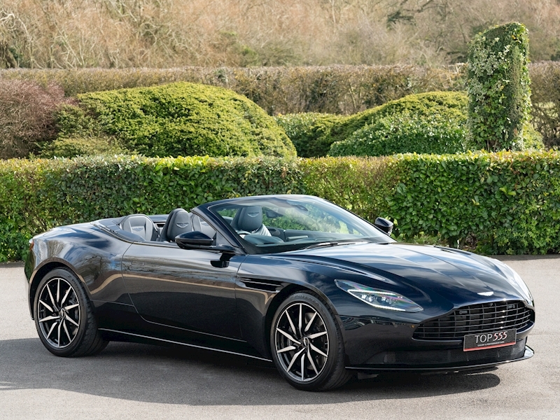 Aston Martin DB11 V8 Volante - Large 56