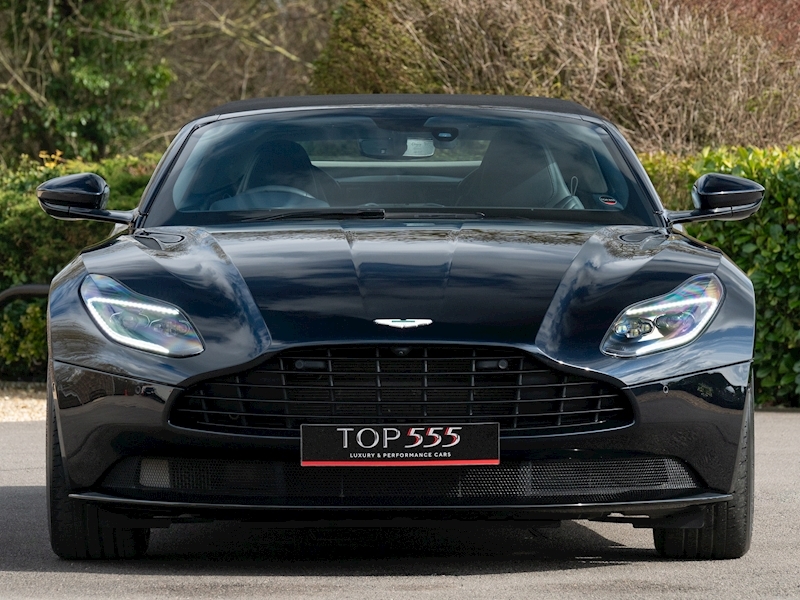 Aston Martin DB11 V8 Volante - Large 9