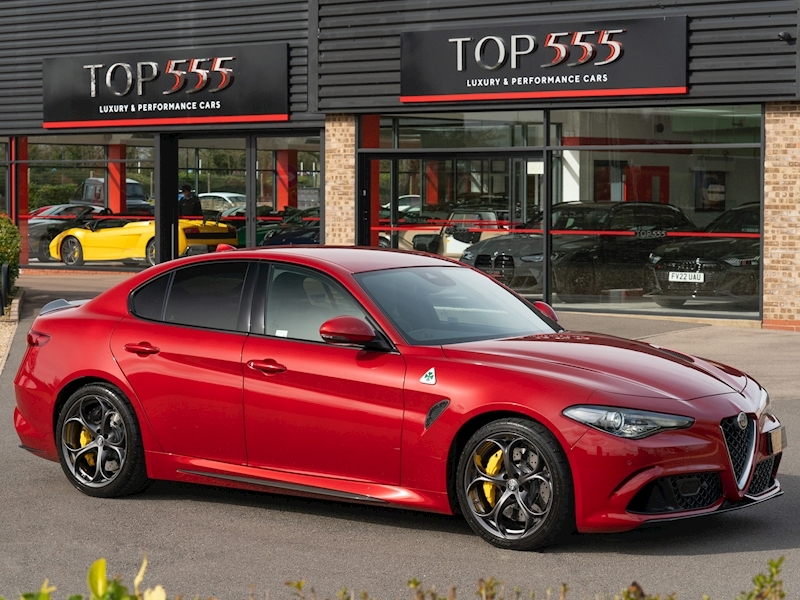 Alfa Romeo Giulia Quadrifoglio V6 Biturbo - Large 18