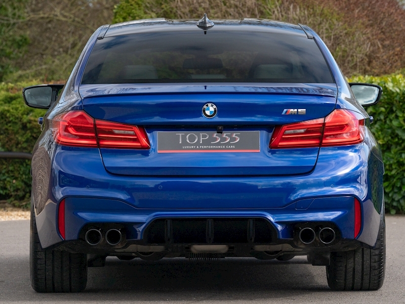 BMW M5 - Large 4