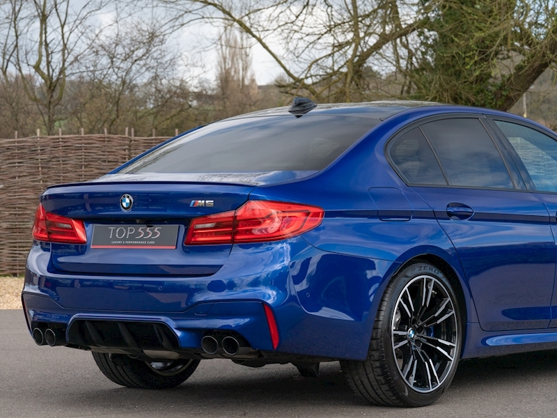 BMW M5 - Large 21