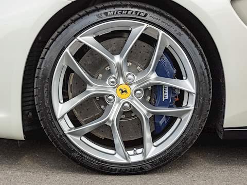 Ferrari GTC4 Lusso T V8 - U5083