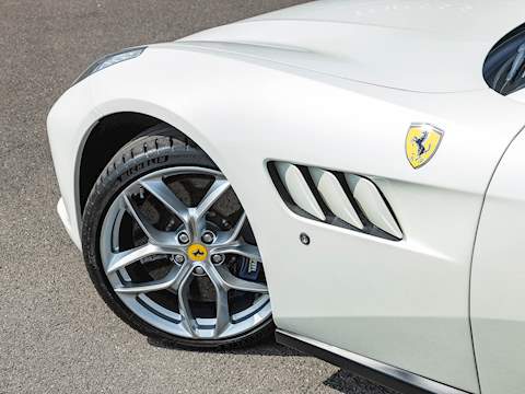 Ferrari GTC4 Lusso T V8 - U5083