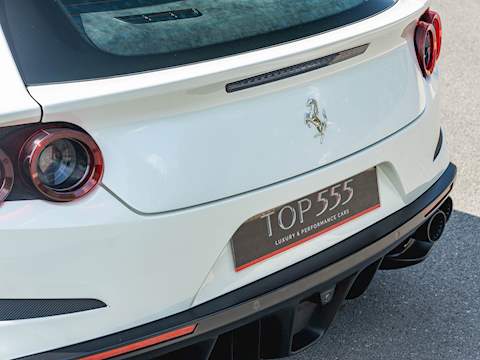 Ferrari GTC4 Lusso T V8 - U5083
