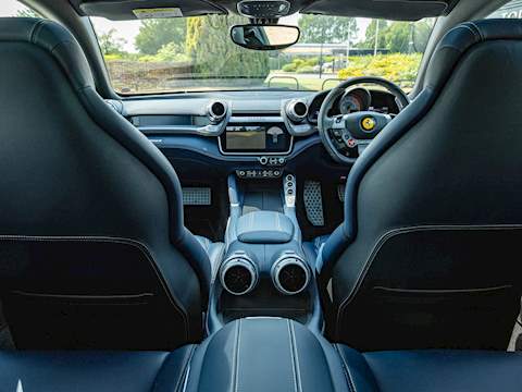 Ferrari GTC4 Lusso T V8 - U5083