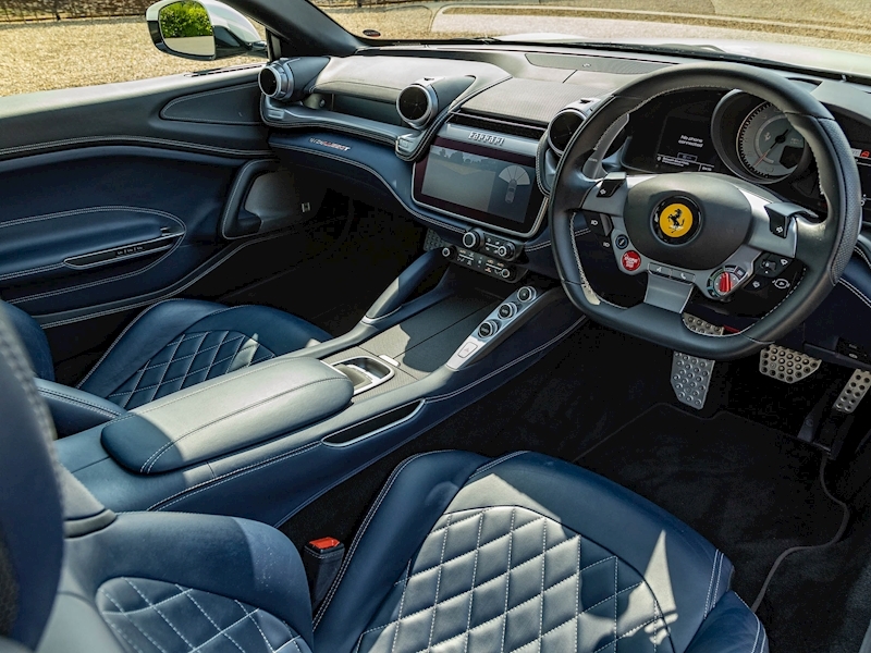 Ferrari GTC4 Lusso T V8 - Large 1