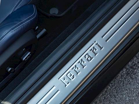 Ferrari GTC4 Lusso T V8 - U5083