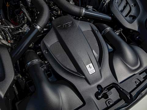 Ferrari GTC4 Lusso T V8 - U5083