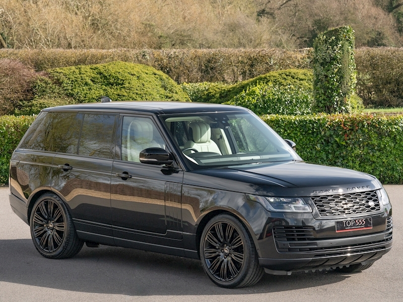 Range Rover Vogue SE 4.4 SDV8 with Exterior Black Pack - Large 22