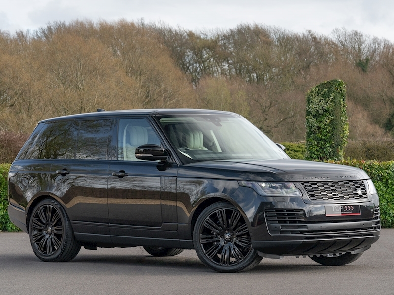 Range Rover Vogue SE 4.4 SDV8 with Exterior Black Pack - Large 10