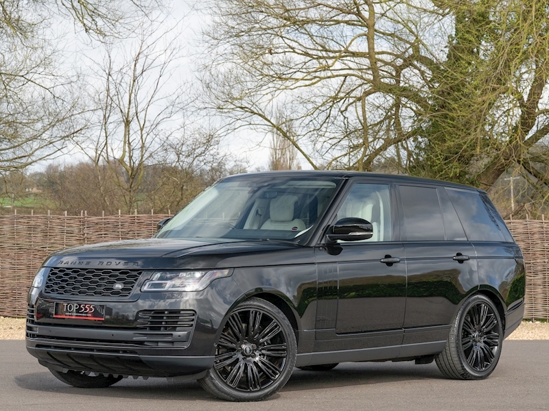 Range Rover Vogue SE 4.4 SDV8 with Exterior Black Pack - Large 0