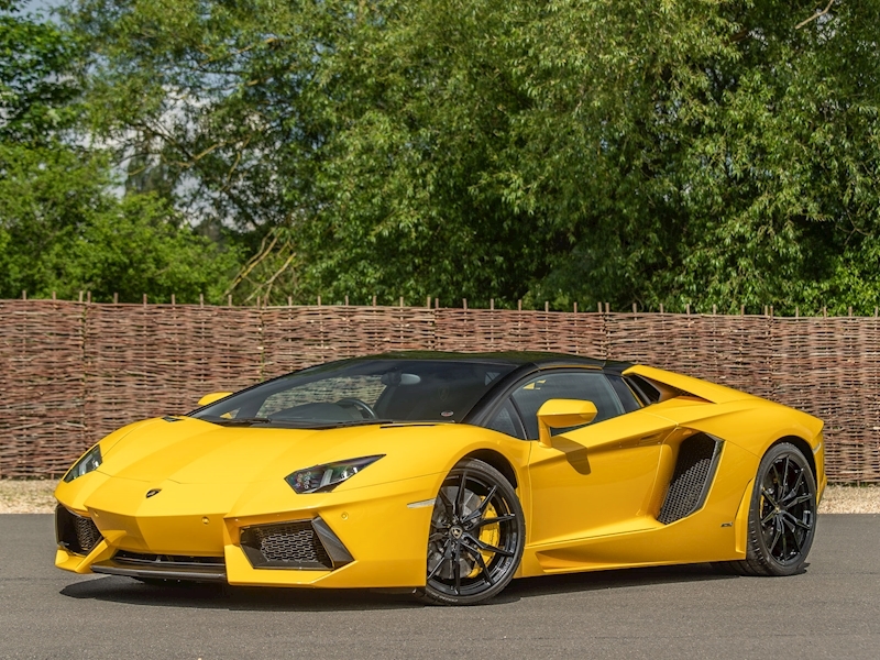 Lamborghini Aventador LP 700-4 Roadster - VAT Qualifying - Large 2