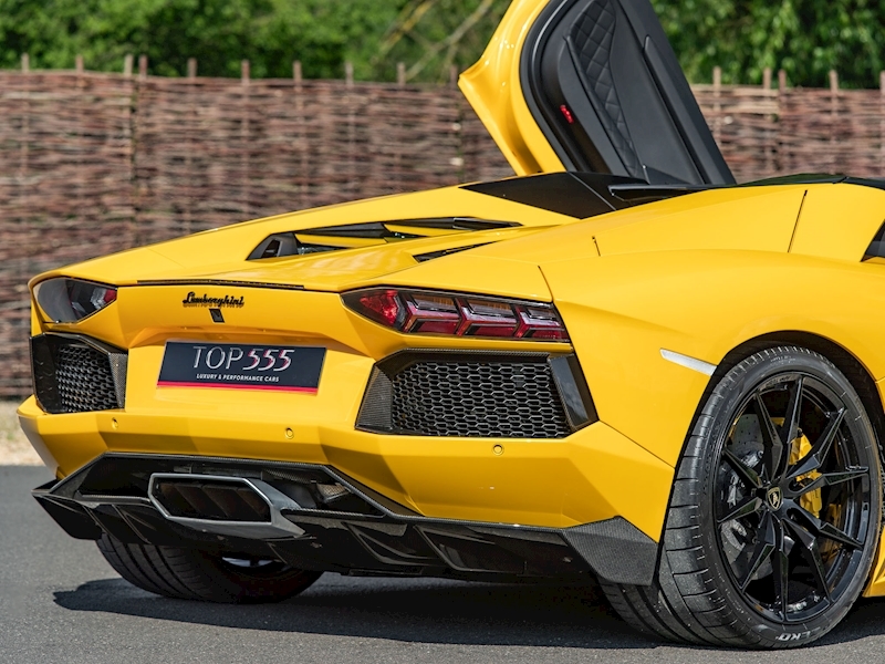 Lamborghini Aventador LP 700-4 Roadster - VAT Qualifying - Large 25