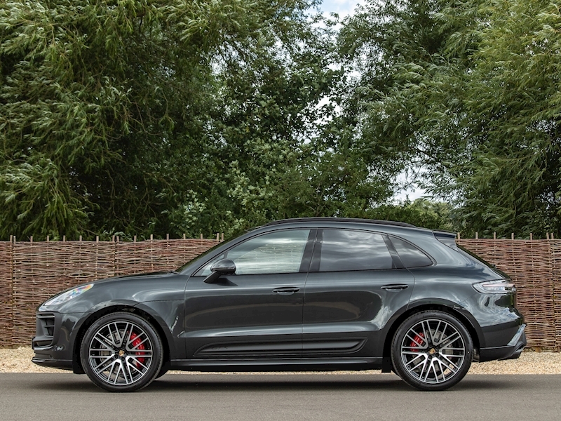 Porsche Macan GTS - New Model - Large 2