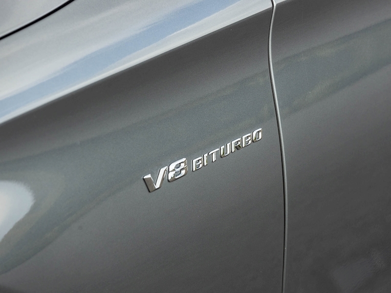 Mercedes-Benz S63 AMG 5.5 V8 Coupe - Large 9